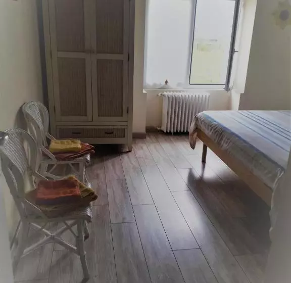 ベッドアンドブレックファースト Vendrennes Chez Florymarysol