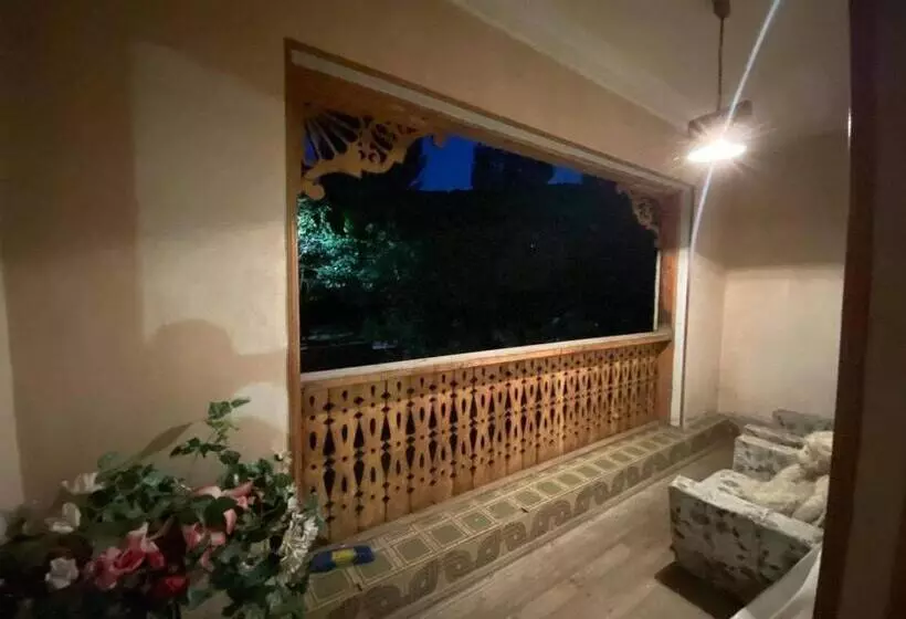 Aamiaismajoitus (B&B) Guest House Raisa