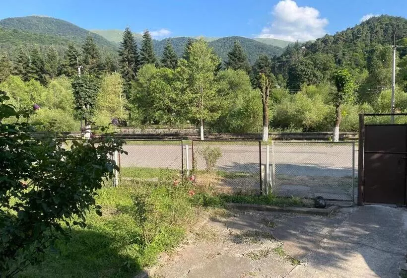 Aamiaismajoitus (B&B) Guest House Raisa