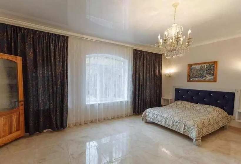 Hotelli бутик 2017