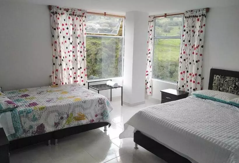 ホテル Alta Montaña