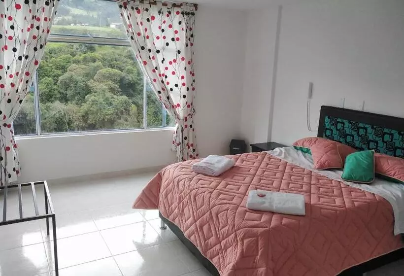 ホテル Alta Montaña