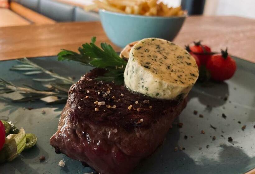 Szálloda Altbau Gasthaus Amboss