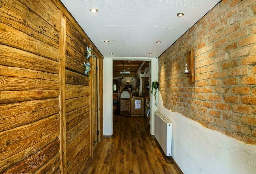 Szálloda Altbau Gasthaus Amboss