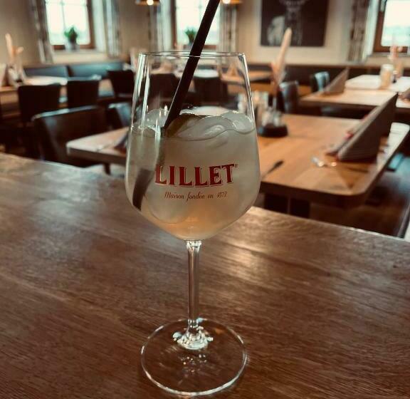 Szálloda Altbau Gasthaus Amboss