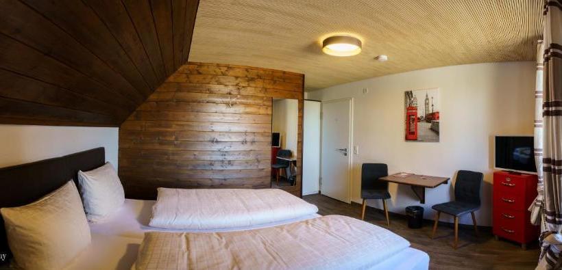 Szálloda Altbau Gasthaus Amboss