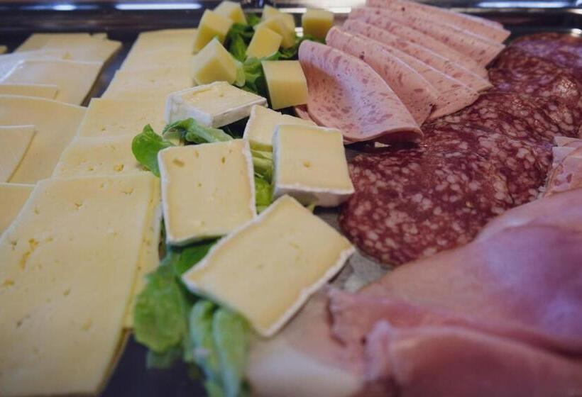 Szálloda Altbau Gasthaus Amboss