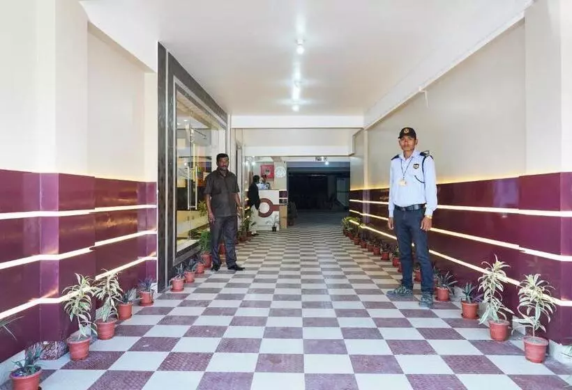 ホテル Bangabhumi