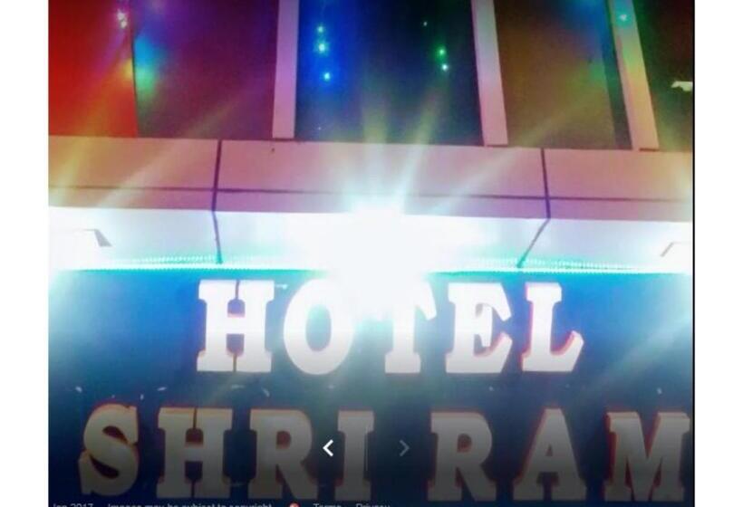 Отель Shri Ram Palace