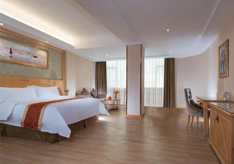 Vienna Hotel Shenzhen Fuyong Village