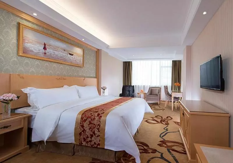 Vienna Hotel Shenzhen Fuyong Village