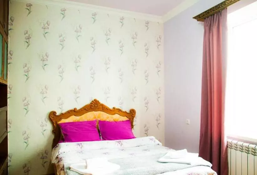 Majatalo Azhdahak B&b In Geghashen , Abovyan