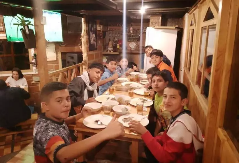 ペンション Hostal ñuca Huasi