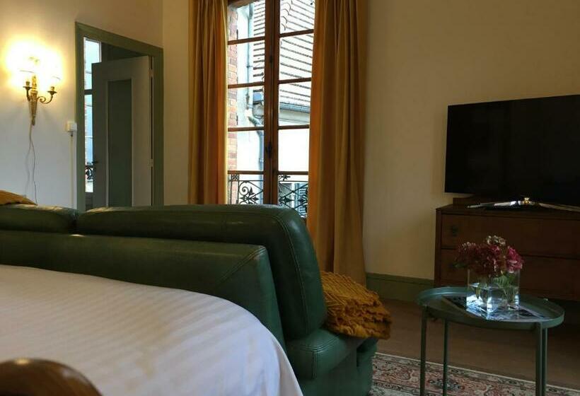 ペンション La Grenouille Noire