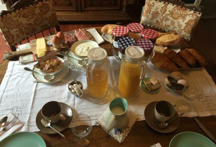 ペンション La Grenouille Noire