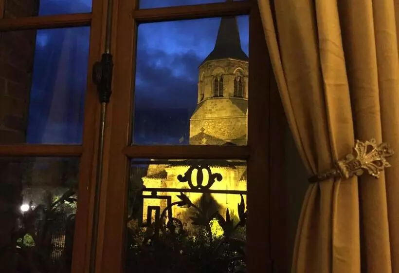 Majatalo La Grenouille Noire