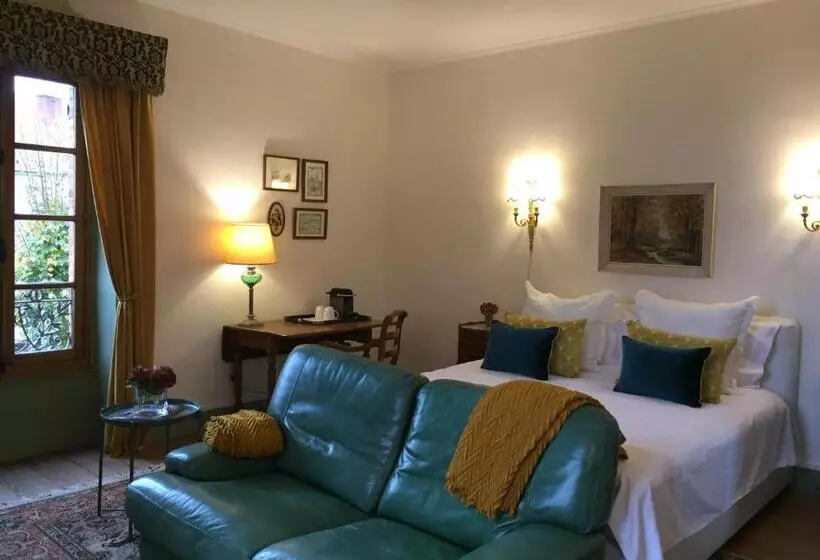 Majatalo La Grenouille Noire