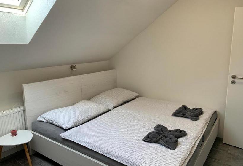 ペンション Penzion Apartmány Adamčík
