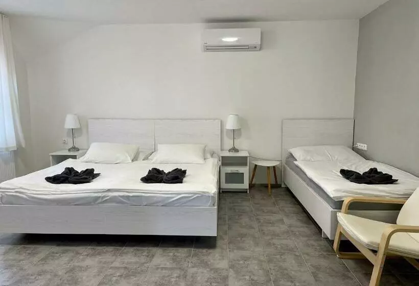 Majatalo Penzion Apartmány Adamčík