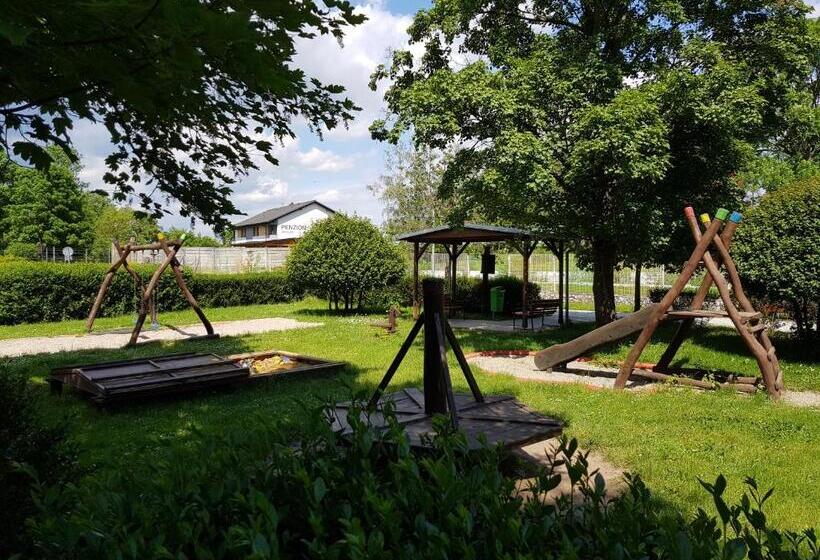 פנסיון Penzion Skalka