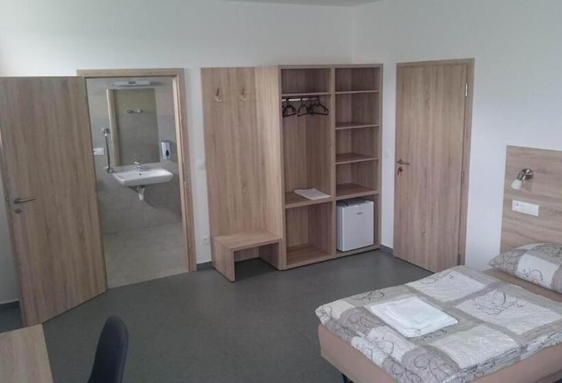 פנסיון Penzion Skalka