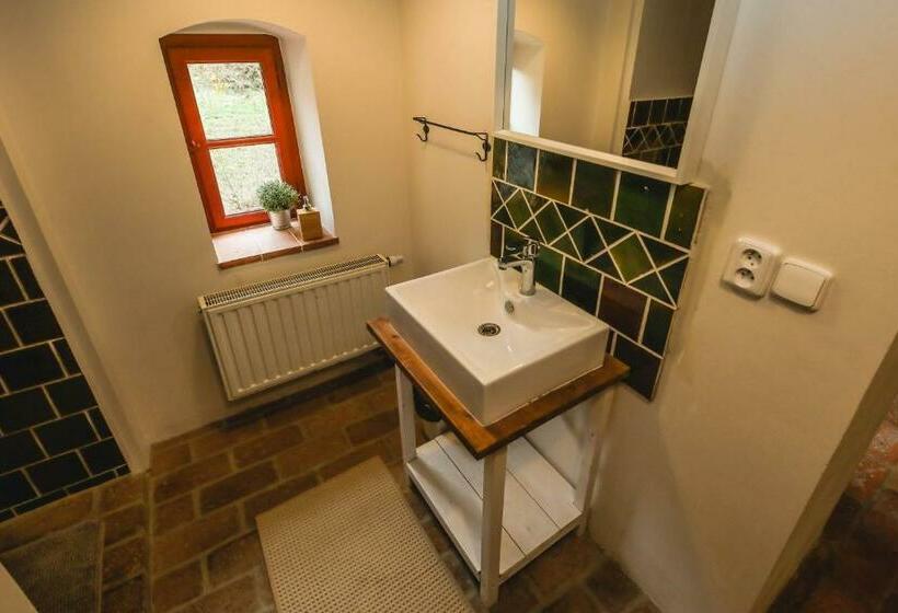 膳宿费 Statek Jakubov