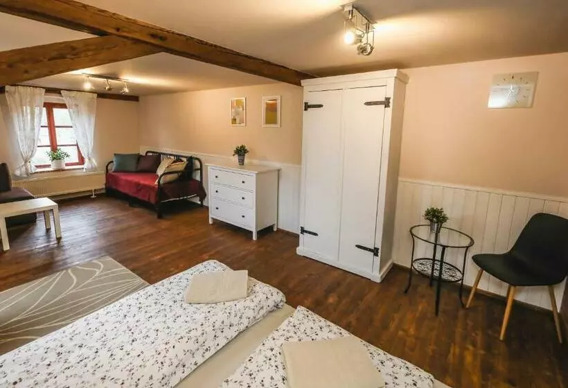 Majatalo Statek Jakubov