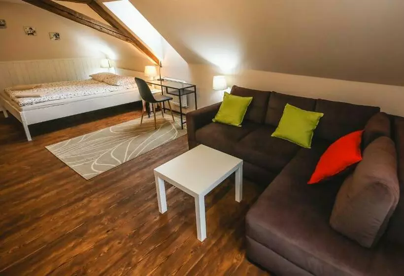 Majatalo Statek Jakubov