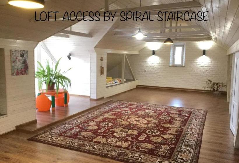 بنسيون Yellow Guest House