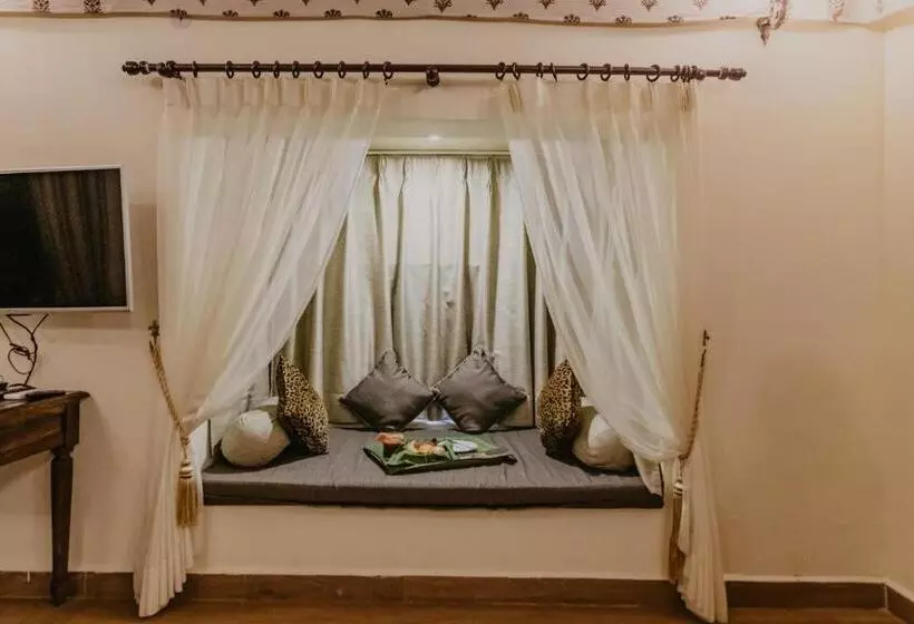 Lomakeskus Gir Lion Safari Camp By Trulyy, Sasan Gir