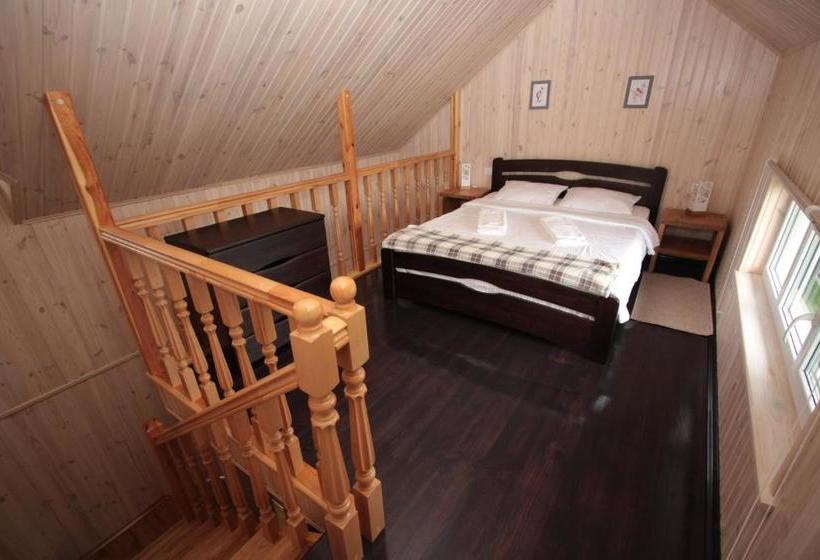 リゾートホテル Ostrivky