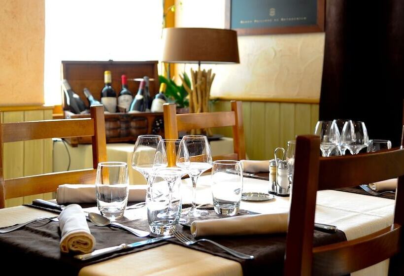 Отель L Auberge Des 3 Ponts