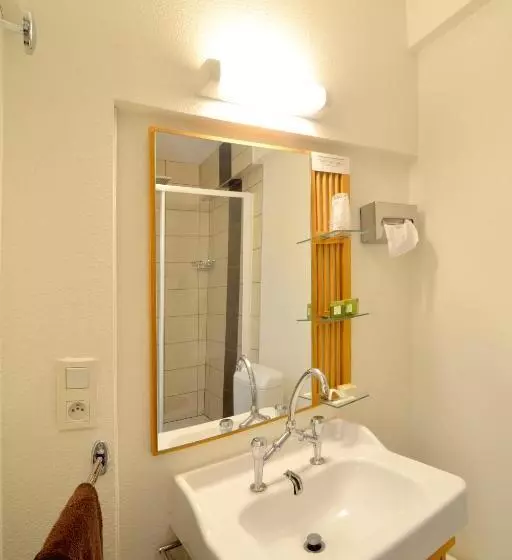 Hotelli L Auberge Des 3 Ponts