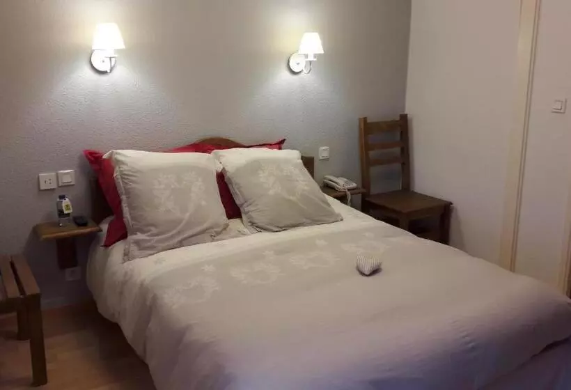 Hotelli L Auberge Des 3 Ponts