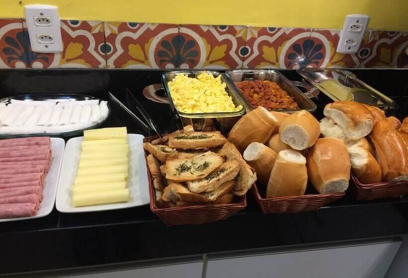 בית מלון כפרי Caroline