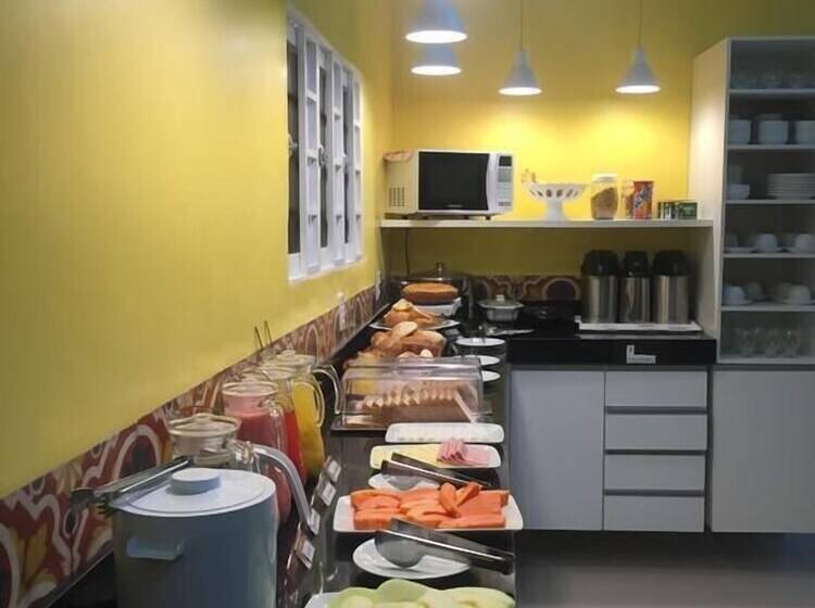 בית מלון כפרי Caroline