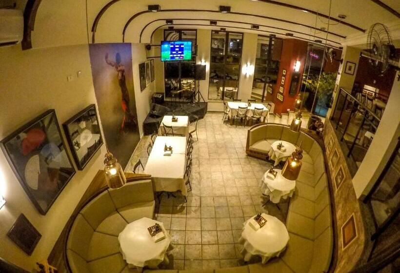 فندق Don Antonio