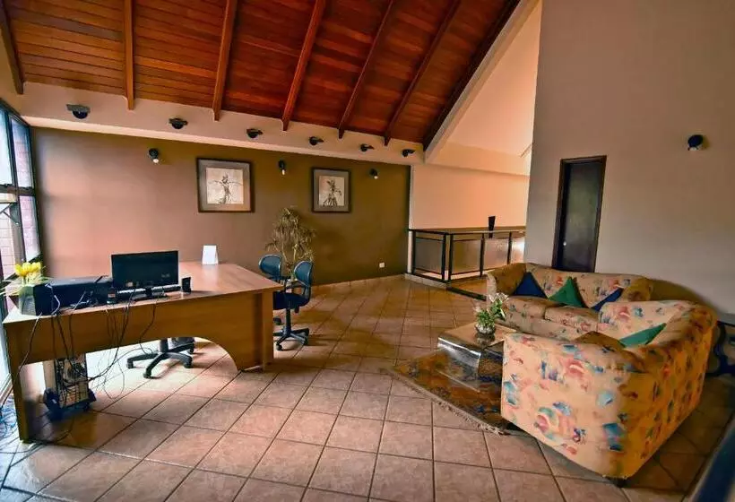 ホテル Don Antonio