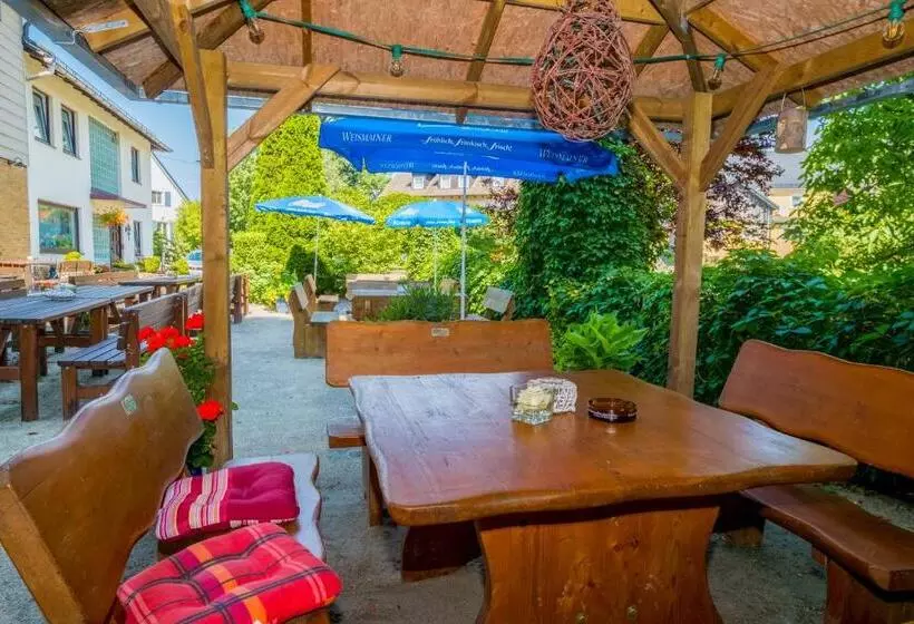 Hotelli Gasthof Pension Walther