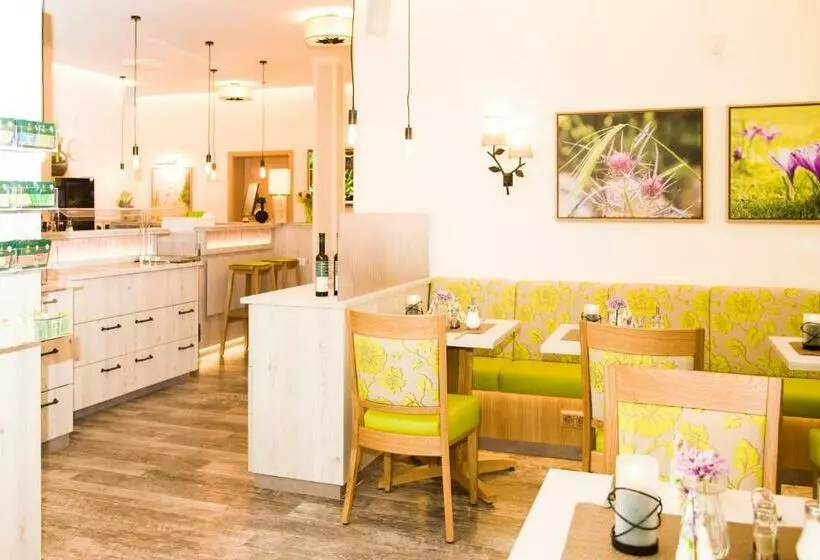 Hotelli Gasthof Scharfe Kurve