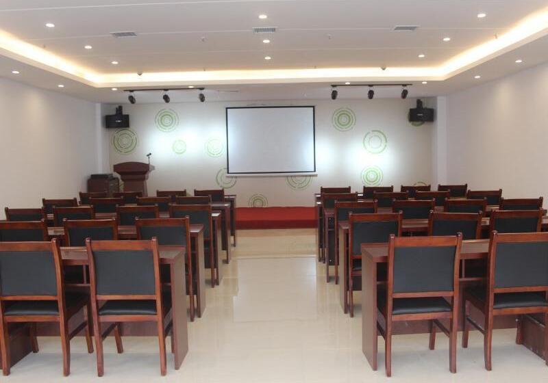 호텔 Greentree Inn Shandong Heze Caoxian Zhuangzhai Town Oriental Times City Business