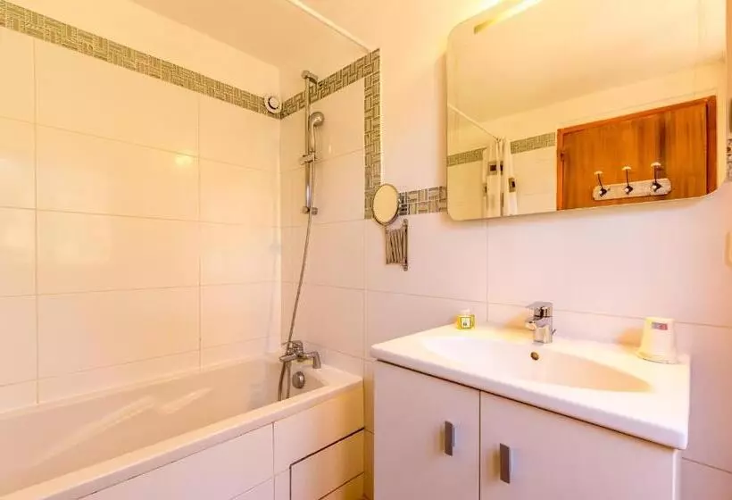 Hotelli Le Mas De Riri