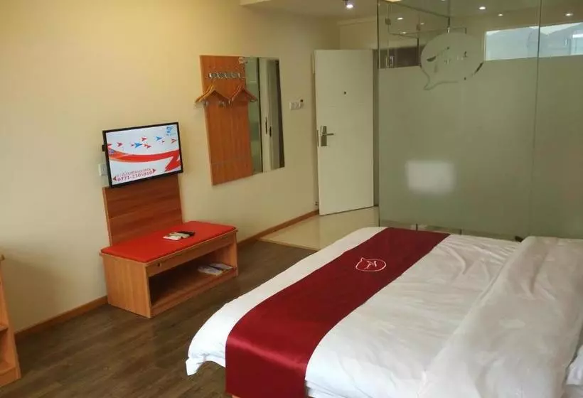 Thank Inn Chain Hotel Guangxi Yulin Xingye Bus Station