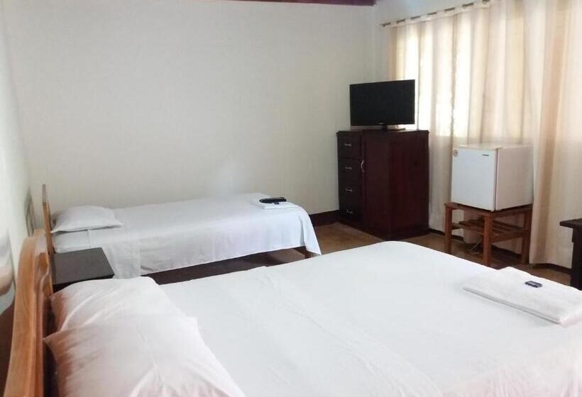 Отель Villa De Las Palmas