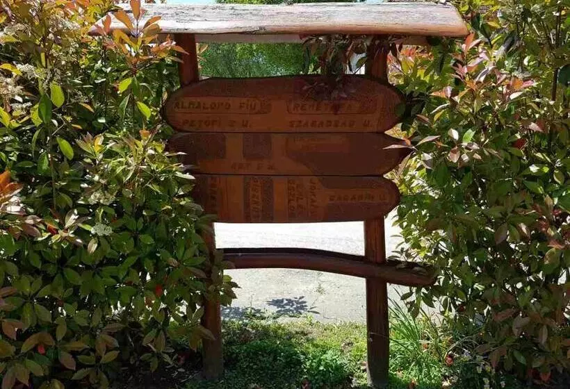 ペンション Kúti Vendégház