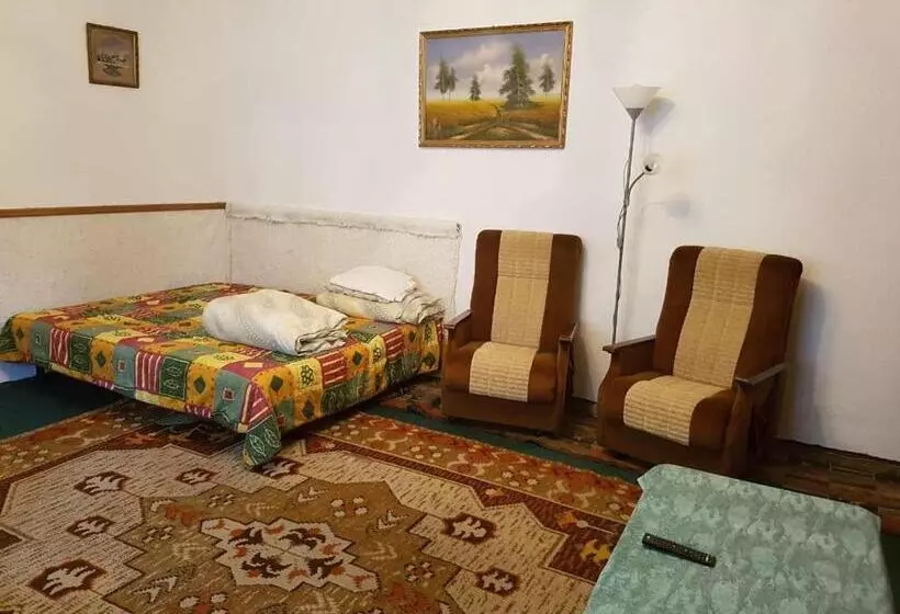 ペンション Kúti Vendégház