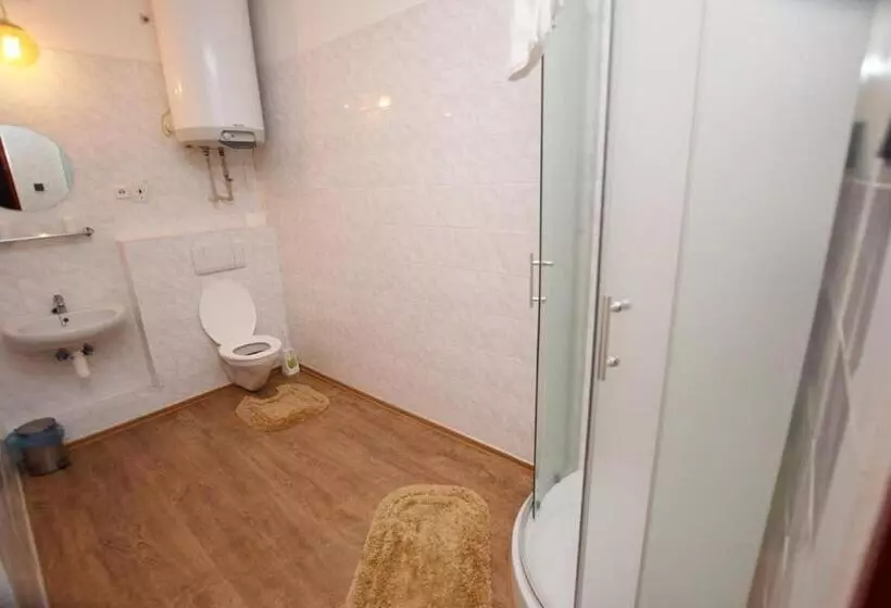 Majatalo Penzion Klášter