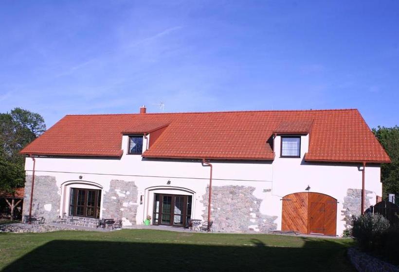 Panzió Statek Malčany