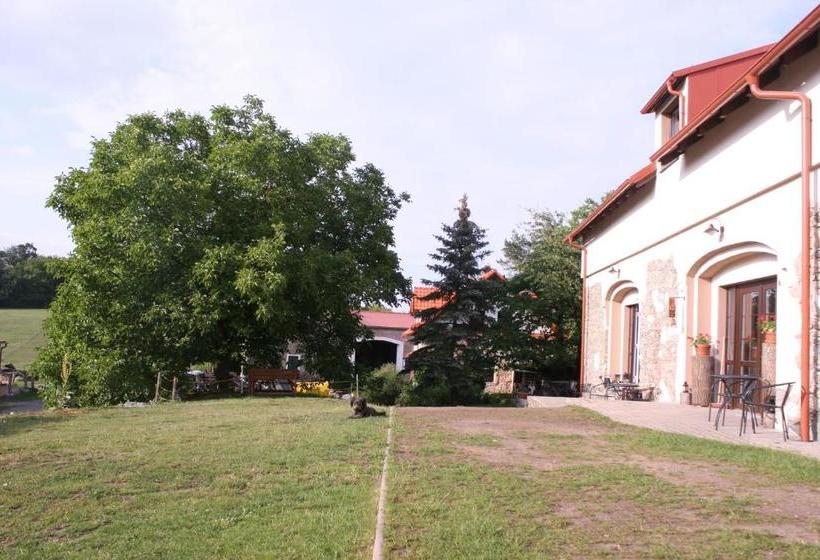 Panzió Statek Malčany