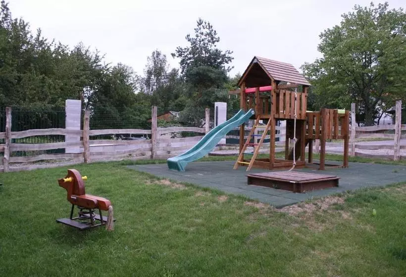 Majatalo Statek Malčany